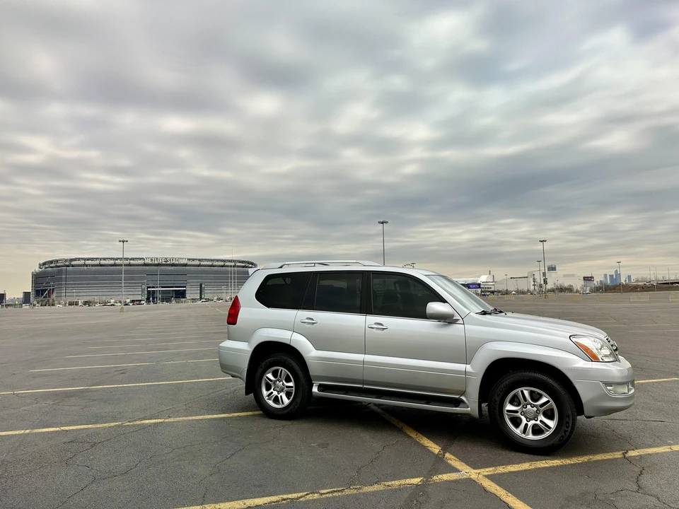 2008 Lexus GX 1st Gen - Image 18 of 31