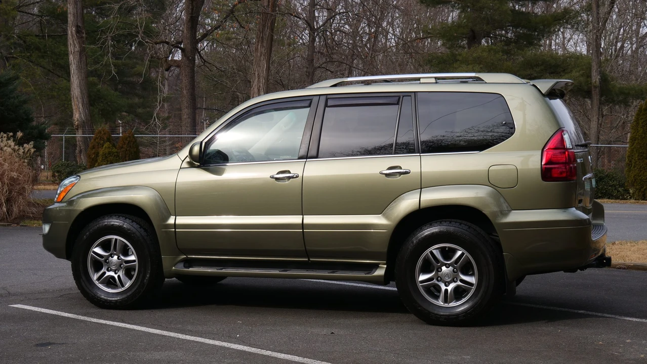 2008 Lexus GX 1st Gen - Image 24 of 31