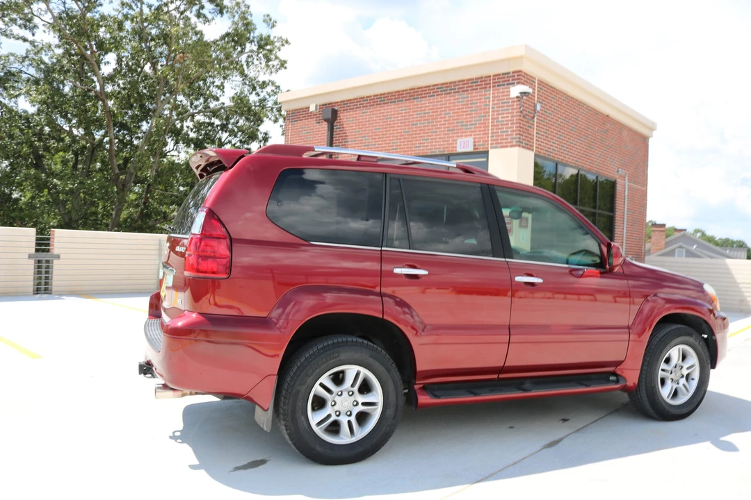 2008 Lexus GX 1st Gen - Image 26 of 31