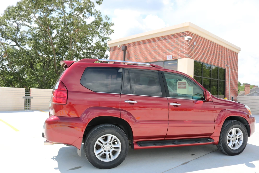 2008 Lexus GX 1st Gen - Image 25 of 31