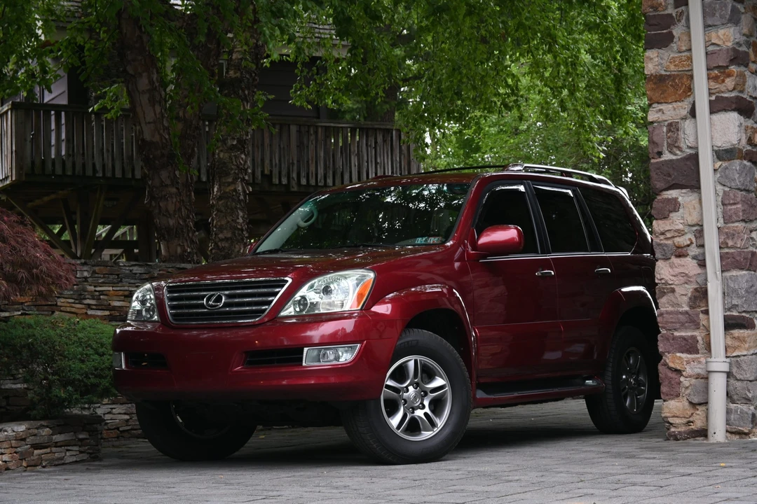 2008 Lexus GX 1st Gen - Image 2 of 31