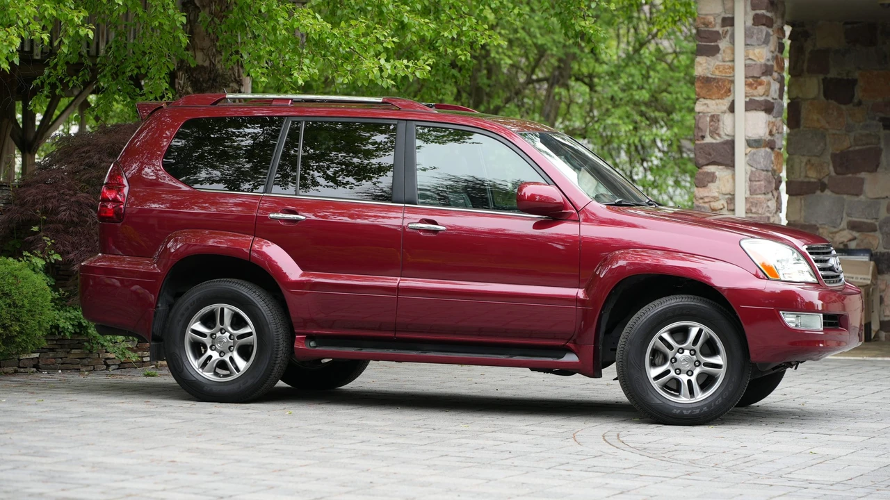 2008 Lexus GX 1st Gen - Image 12 of 31