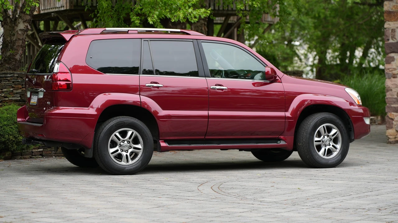 2008 Lexus GX 1st Gen - Image 13 of 31