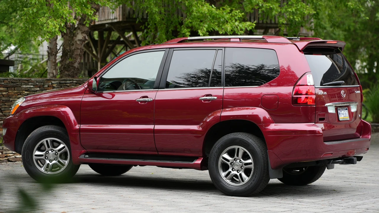 2008 Lexus GX 1st Gen - Image 19 of 31