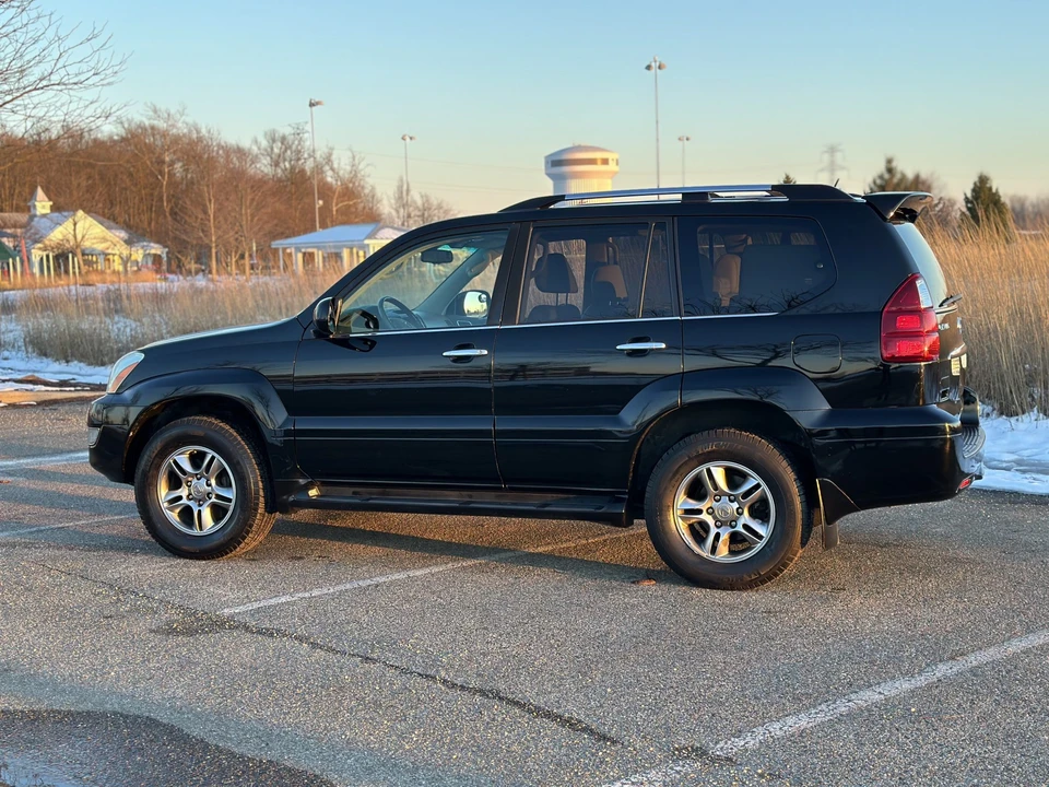 2008 Lexus GX 1st Gen - Image 17 of 31