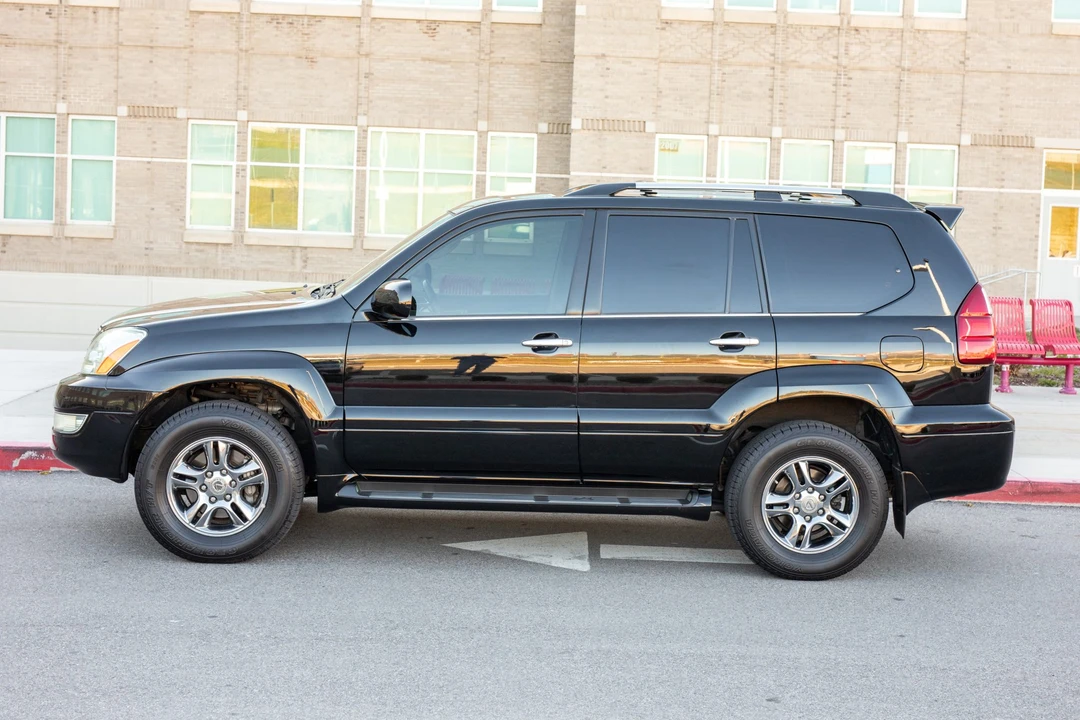 2008 Lexus GX 1st Gen - Image 3 of 31