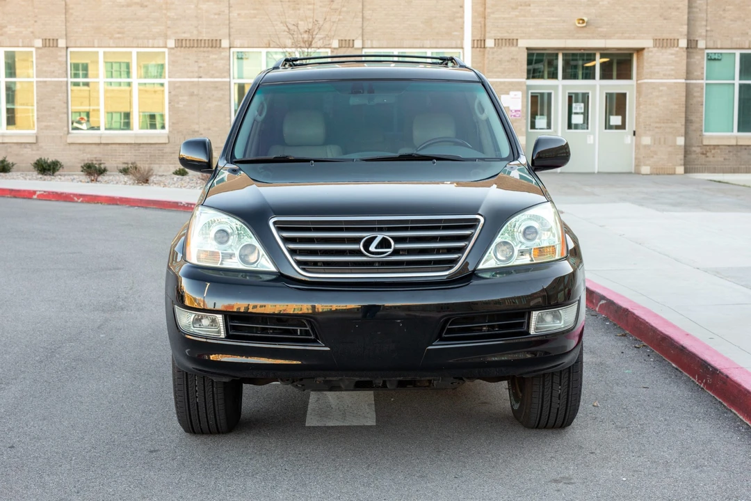 2008 Lexus GX 1st Gen - Image 2 of 31
