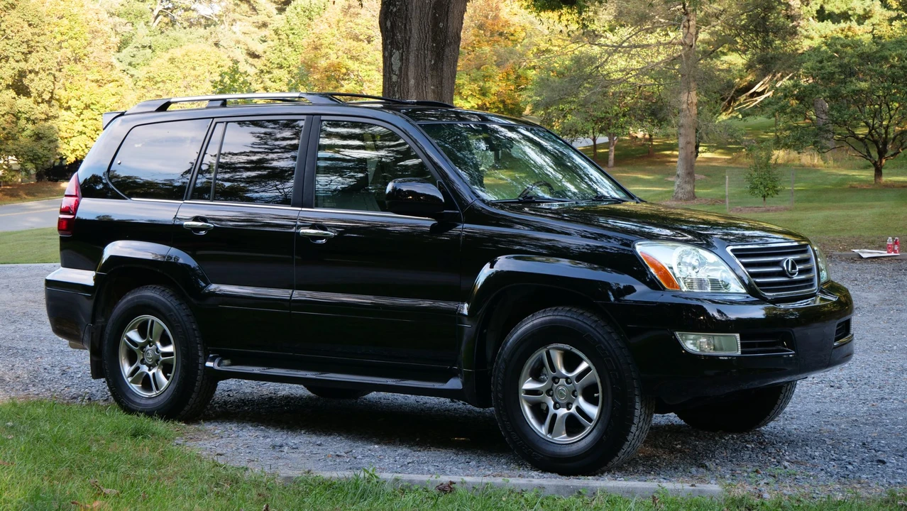 2008 Lexus GX 1st Gen - Image 2 of 31