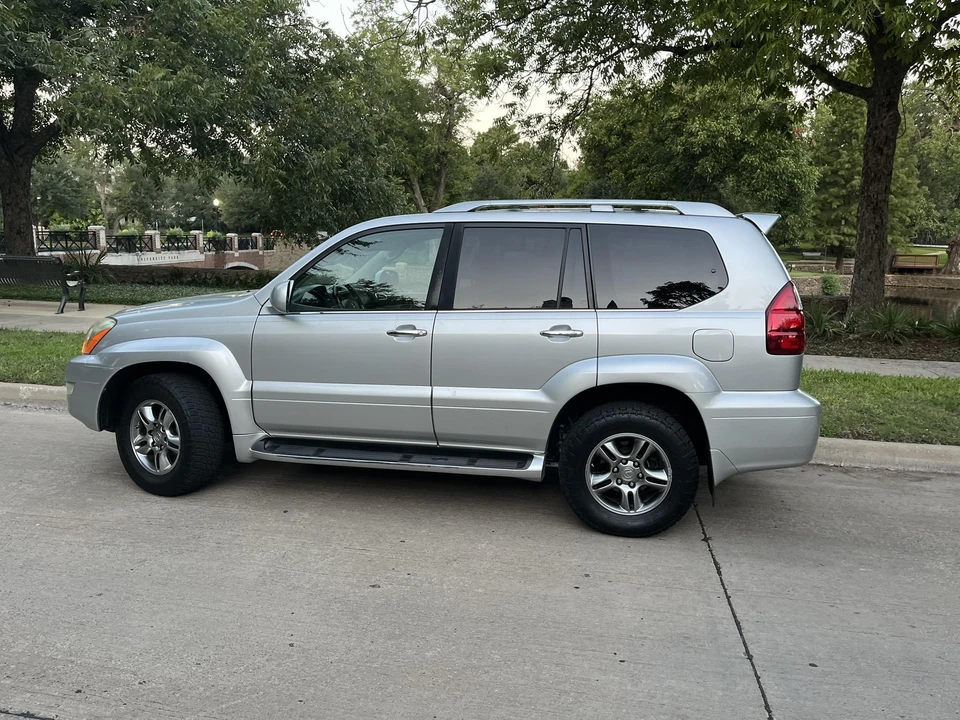 2008 Lexus GX 1st Gen - Image 9 of 31