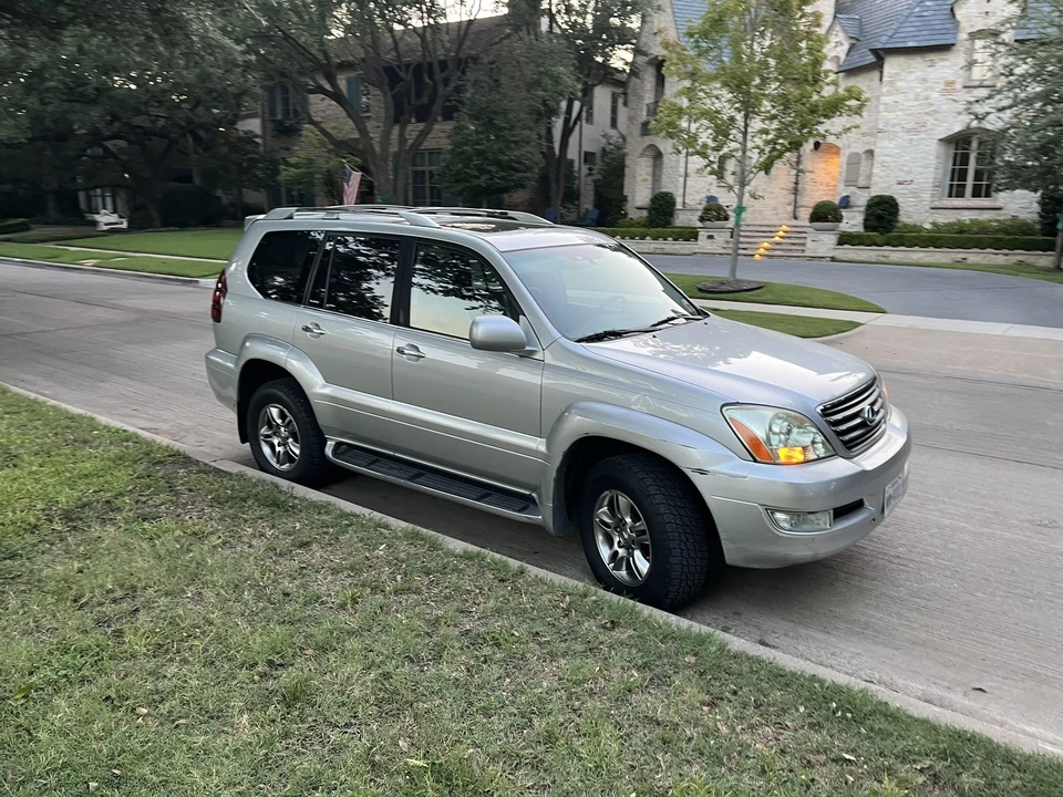 2008 Lexus GX 1st Gen - Image 18 of 31