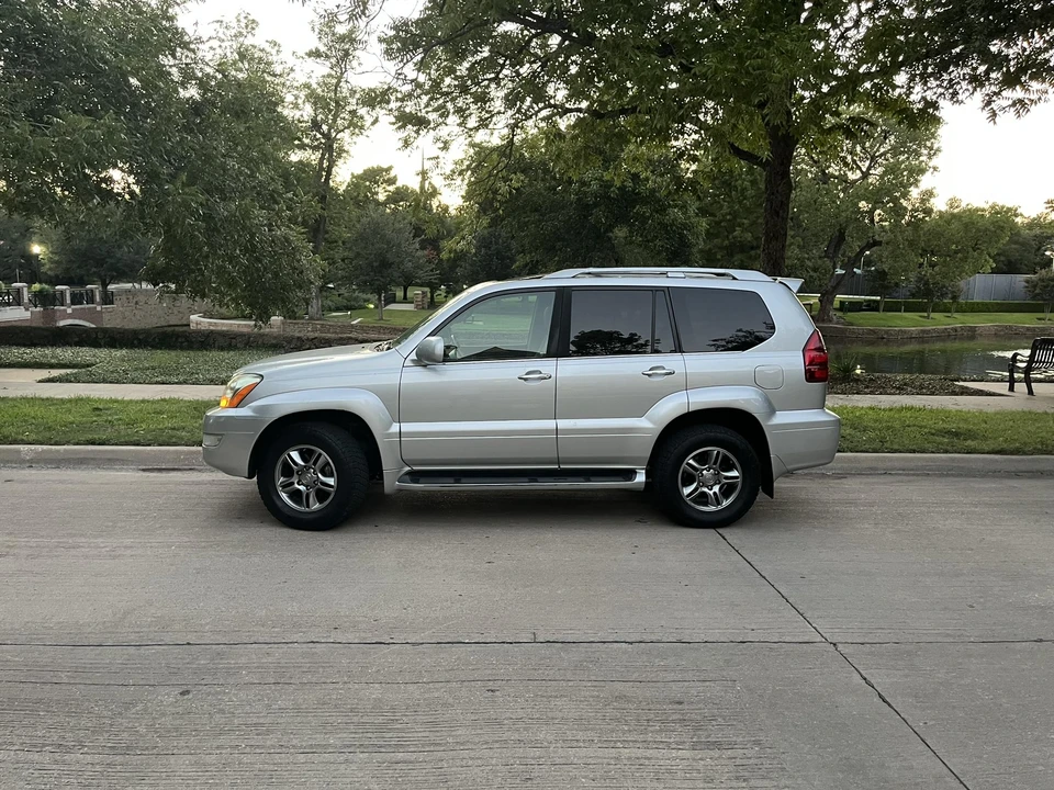 2008 Lexus GX 1st Gen - Image 8 of 31