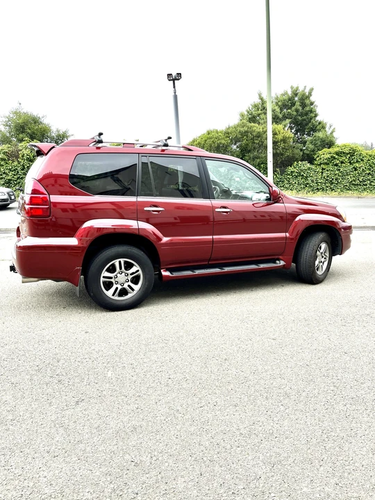2008 Lexus GX 1st Gen - Image 27 of 31