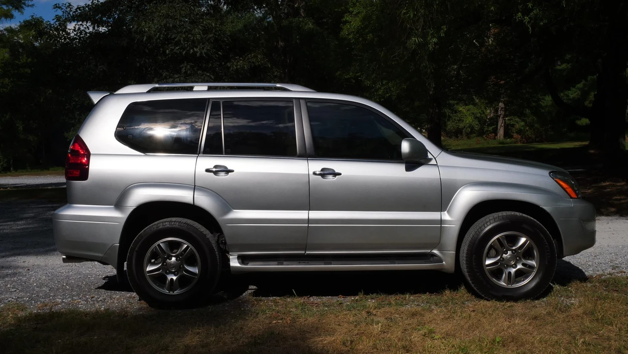 2008 Lexus GX 1st Gen - Image 12 of 31