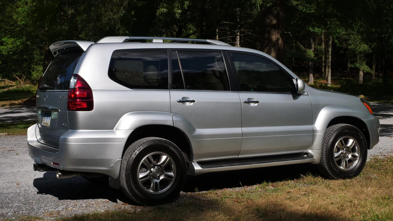 2008 Lexus GX 1st Gen - Image 18 of 31