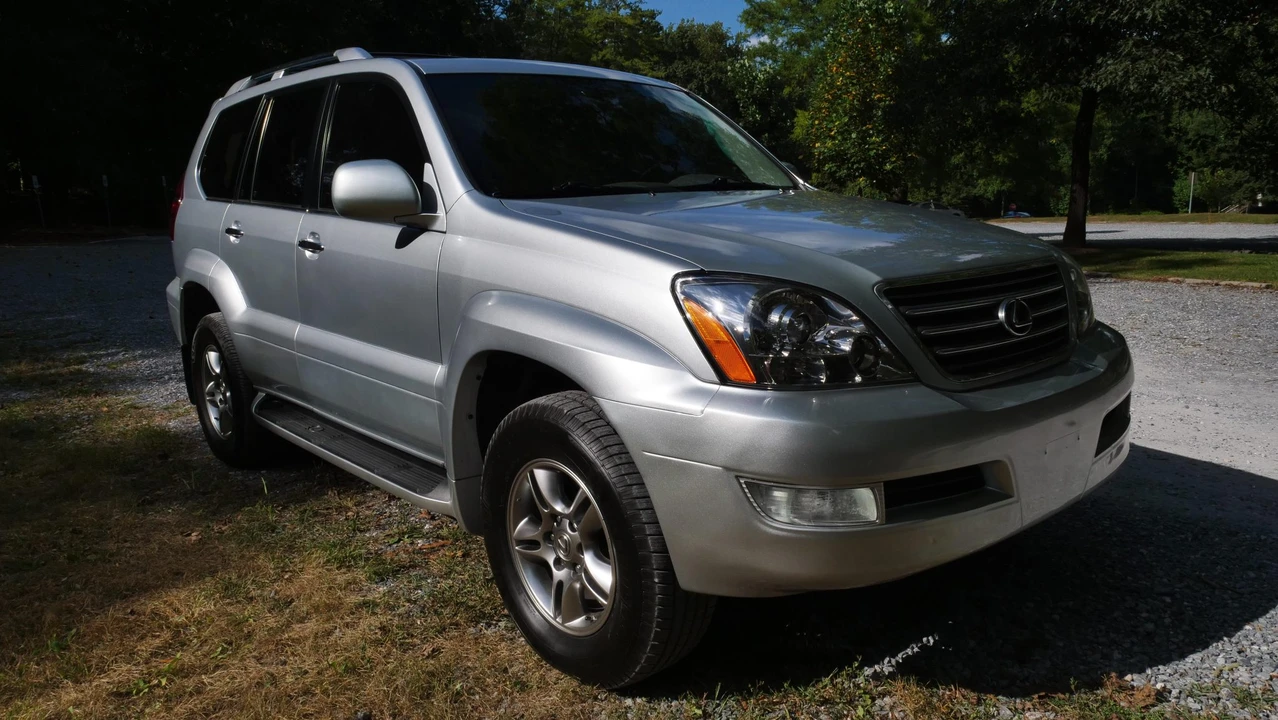 2008 Lexus GX 1st Gen - Image 3 of 31