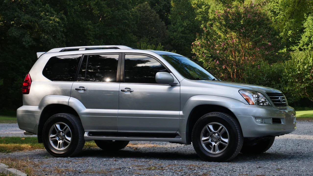 2008 Lexus GX 1st Gen - Image 9 of 31