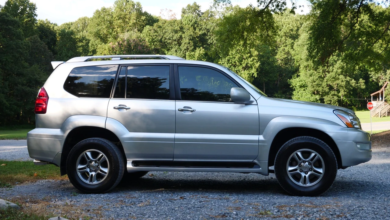 2008 Lexus GX 1st Gen - Image 15 of 31