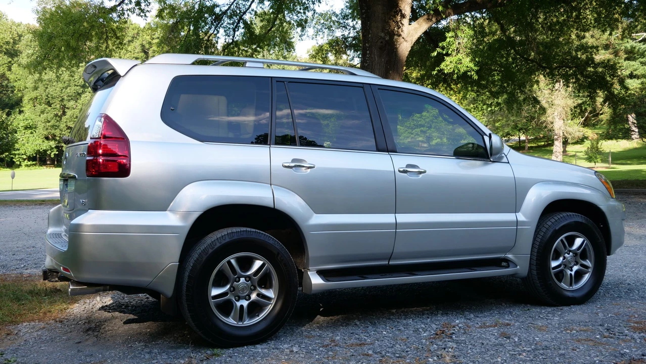 2008 Lexus GX 1st Gen - Image 17 of 31