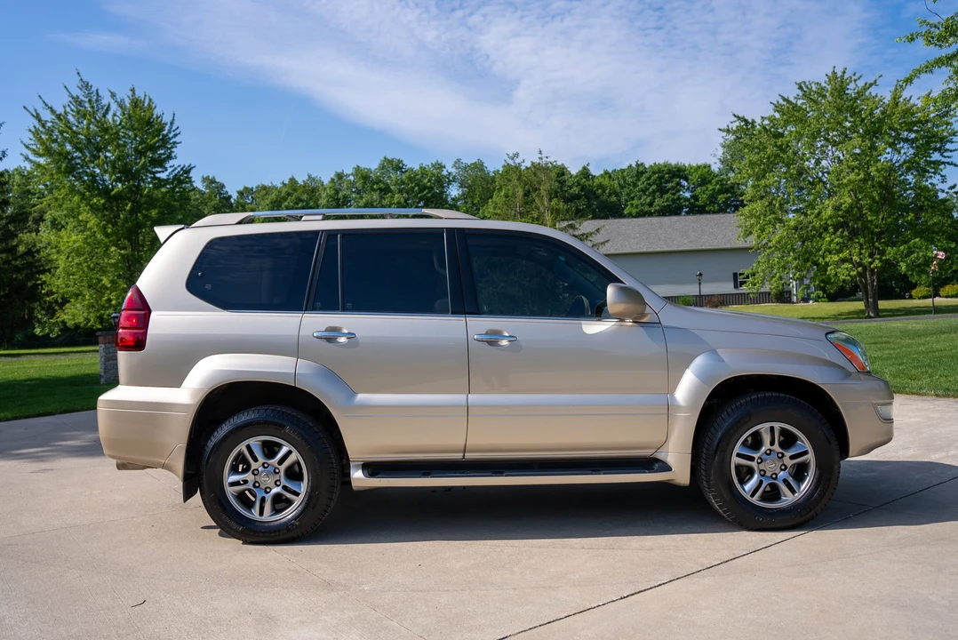 2008 Lexus GX - Image 17 of 31