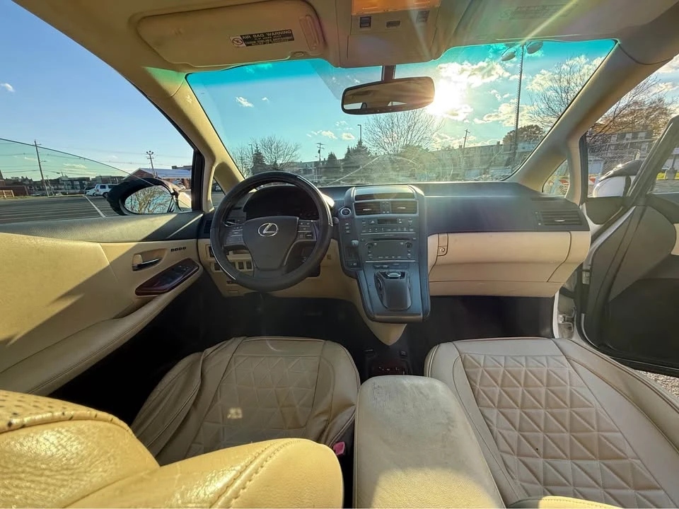 2008 Lexus HS - Image 4 of 5