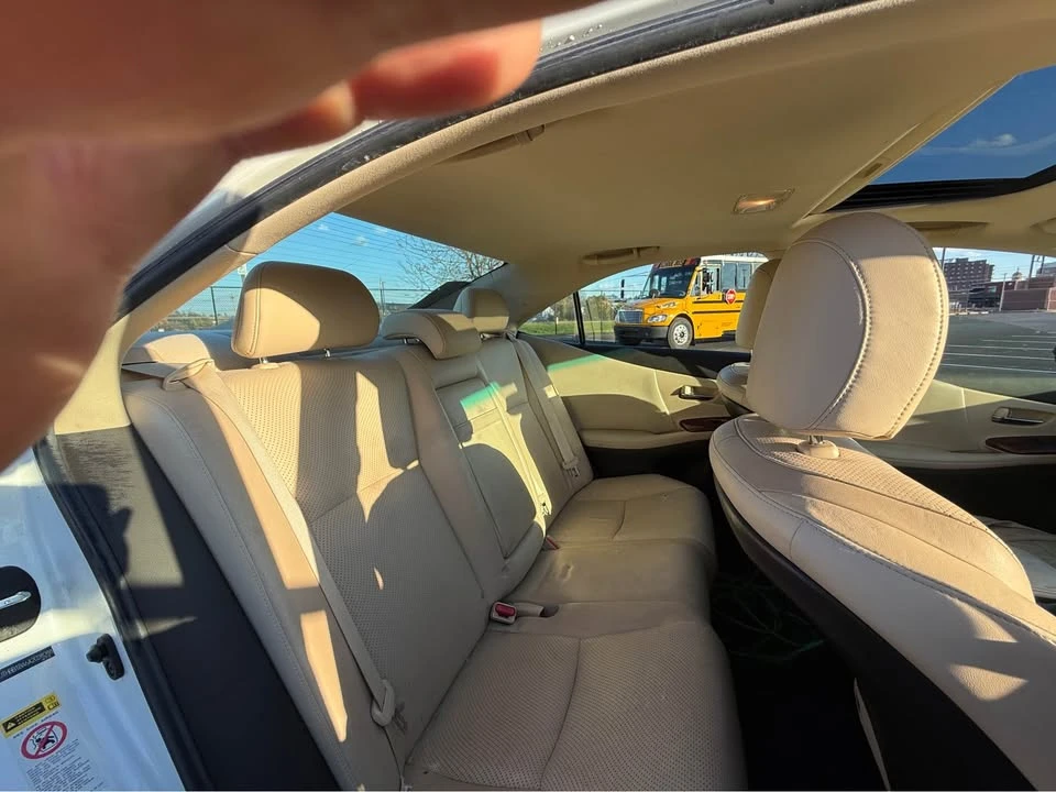 2008 Lexus HS - Image 3 of 5