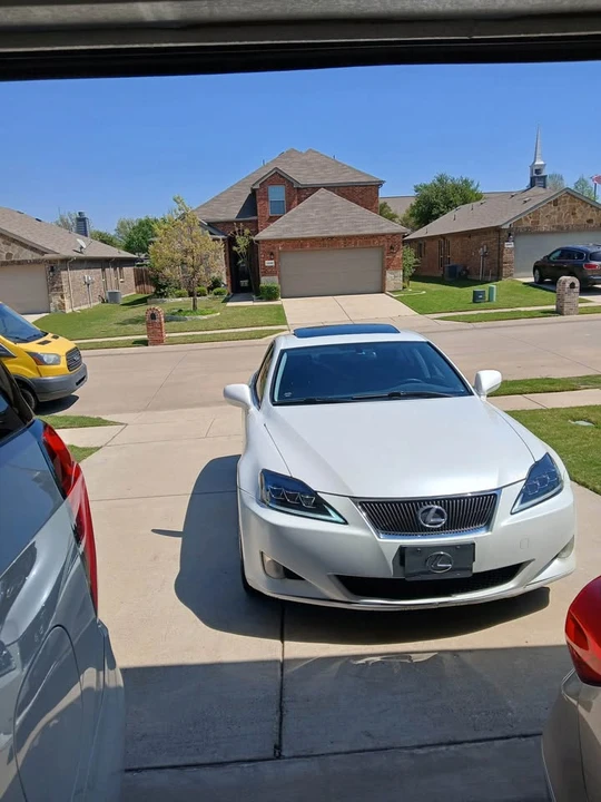 2008 Lexus HS - Image 2 of 8