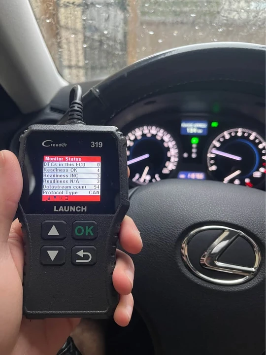 2008 Lexus IS 2nd Gen - Image 15 of 17