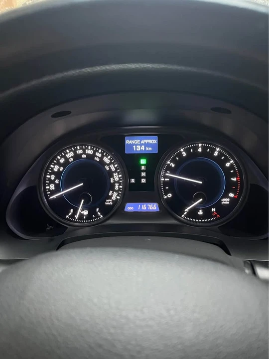 2008 Lexus IS 2nd Gen - Image 14 of 17