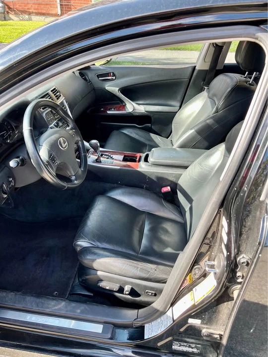 2008 Lexus IS 2nd Gen - Image 5 of 8