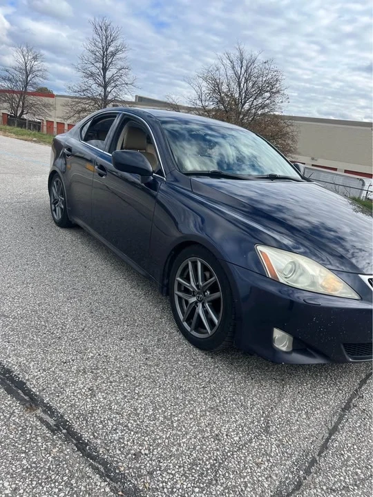 2008 Lexus IS 2nd Gen - Image 2 of 4