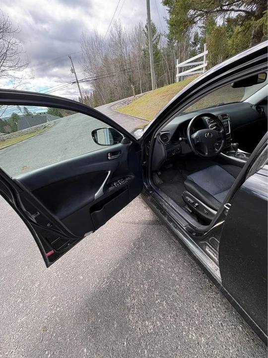 2008 Lexus IS 2nd Gen - Image 8 of 9