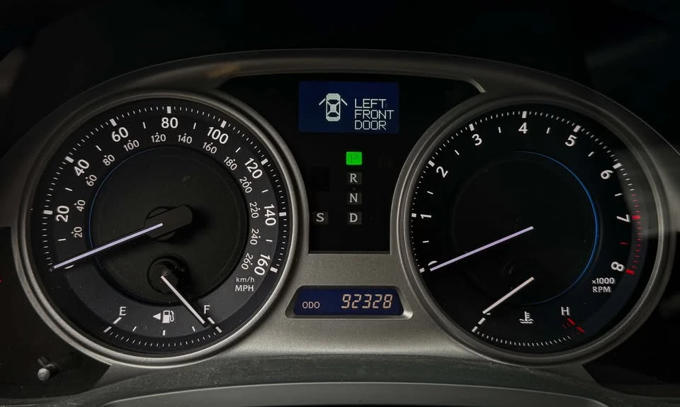 2008 Lexus IS 2nd Gen - Image 14 of 17