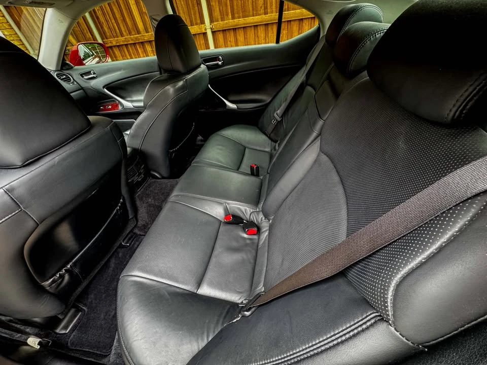 2008 Lexus IS 2nd Gen - Image 9 of 17