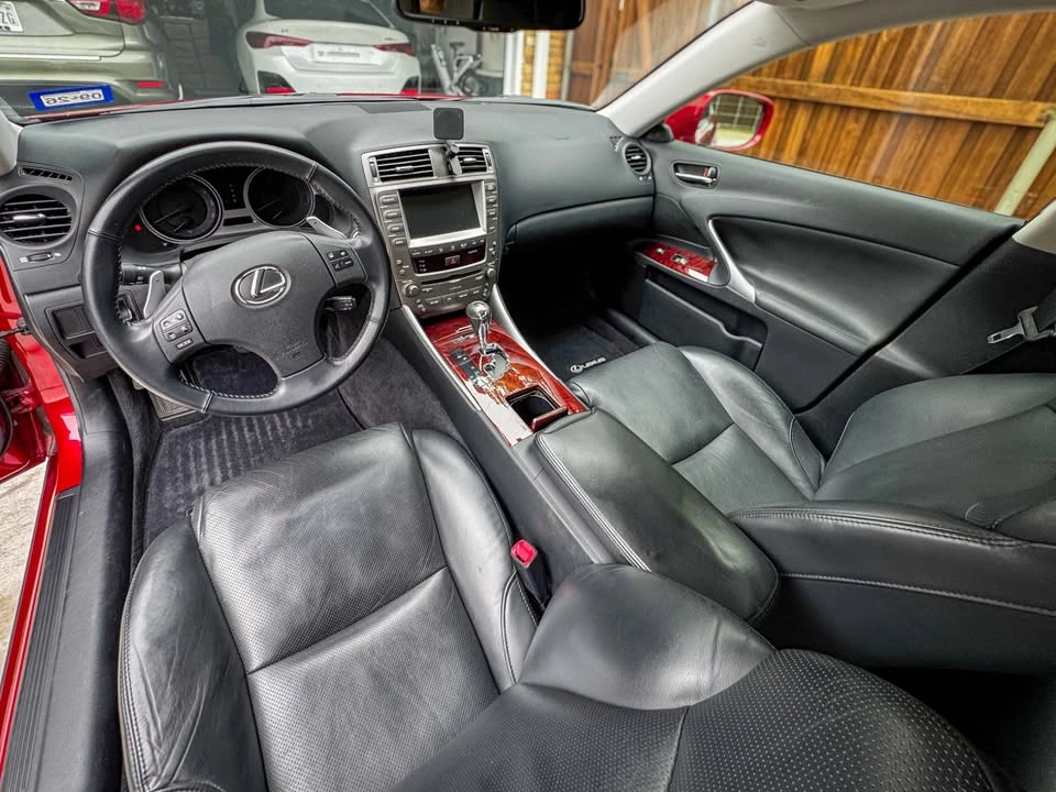 2008 Lexus IS 2nd Gen - Image 8 of 17
