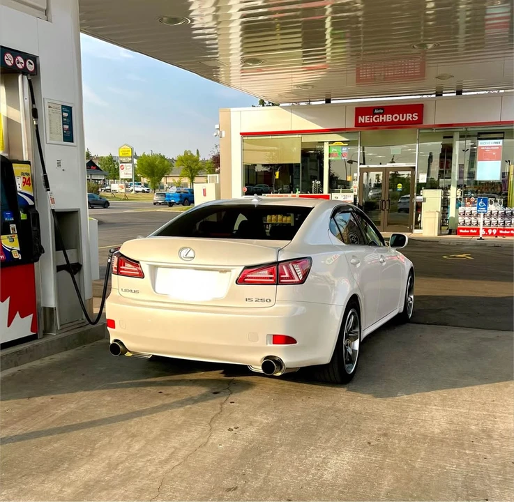 2008 Lexus IS 2nd Gen - Image 5 of 10