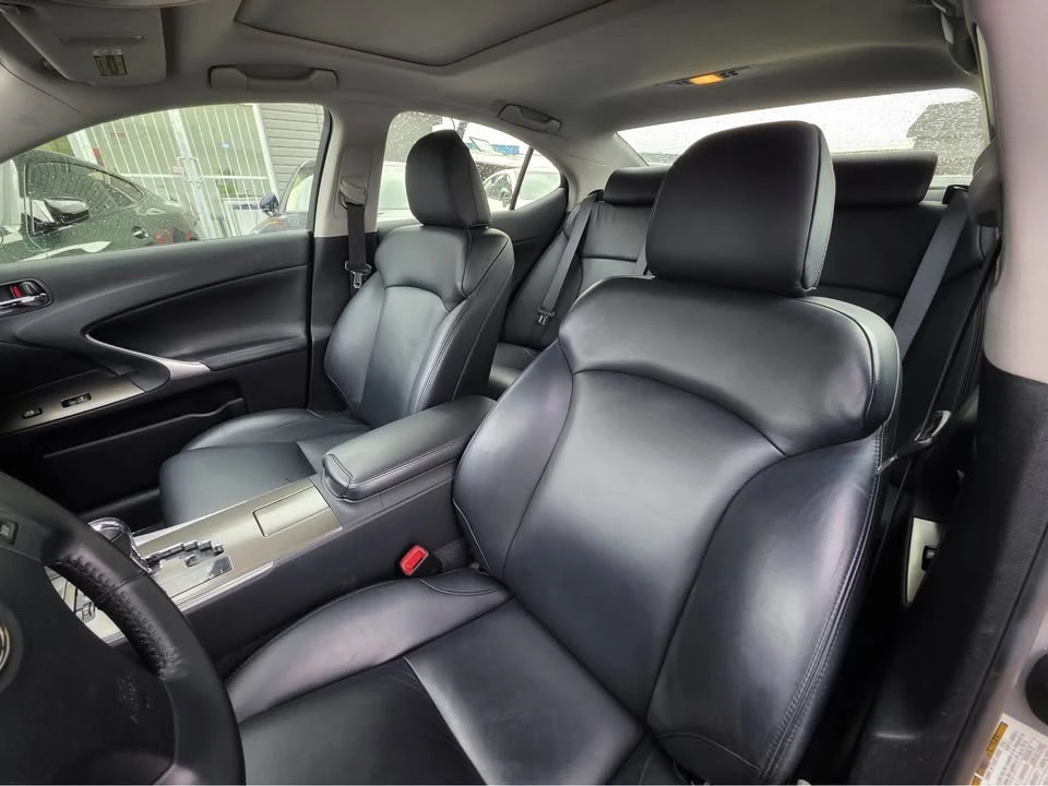 2008 Lexus IS 2nd Gen - Image 9 of 14