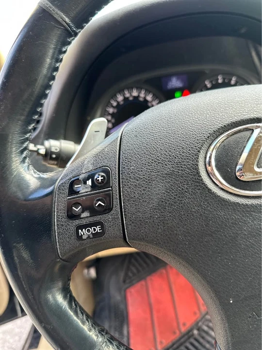 2008 Lexus IS 2nd Gen - Image 10 of 17