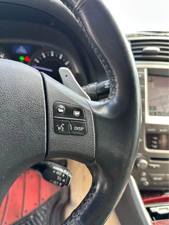 2008 Lexus IS 2nd Gen - Image 9 of 17