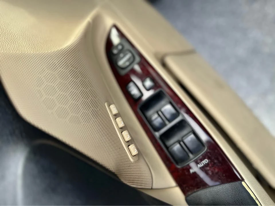 2008 Lexus IS 2nd Gen - Image 14 of 17