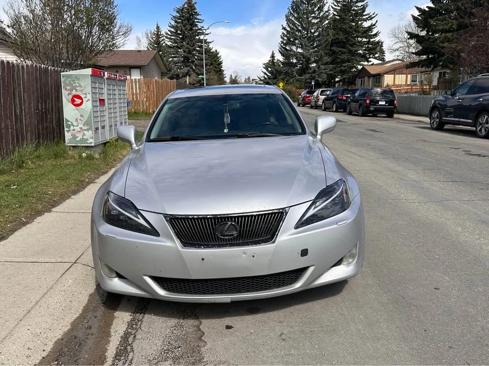 2008 Lexus IS 2nd Gen - Image 2 of 8