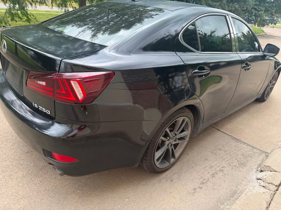 2008 Lexus IS 2nd Gen - Image 9 of 14