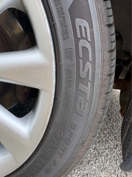 2008 Lexus IS 2nd Gen - Image 16 of 19