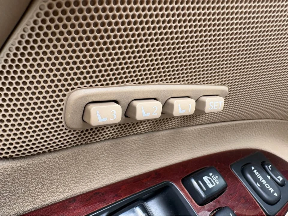 2008 Lexus IS 2nd Gen - Image 12 of 19