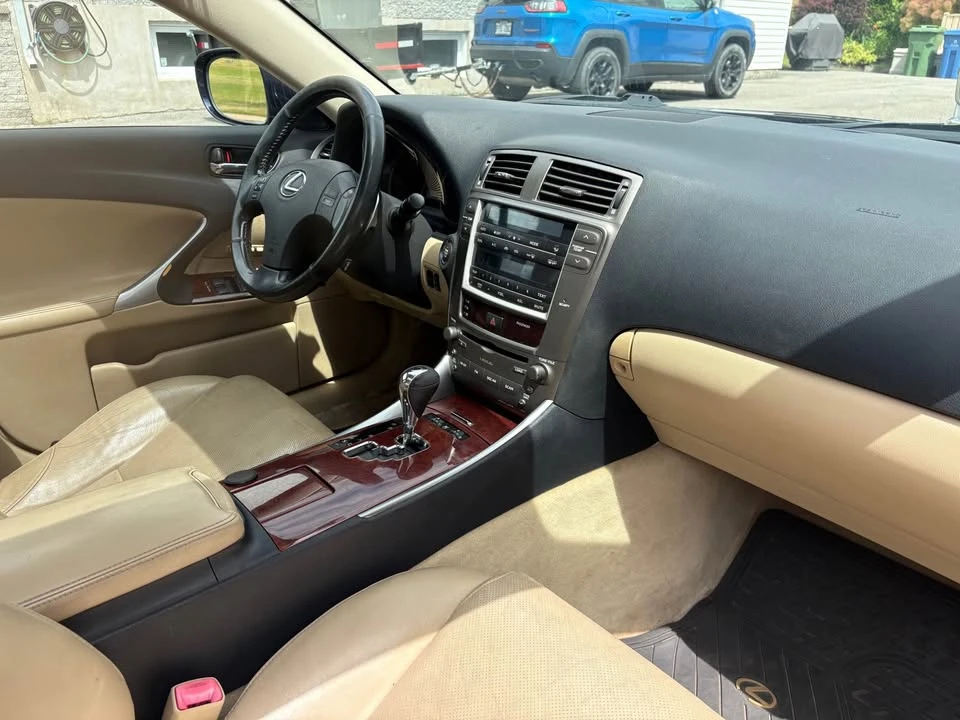 2008 Lexus IS 2nd Gen - Image 10 of 19