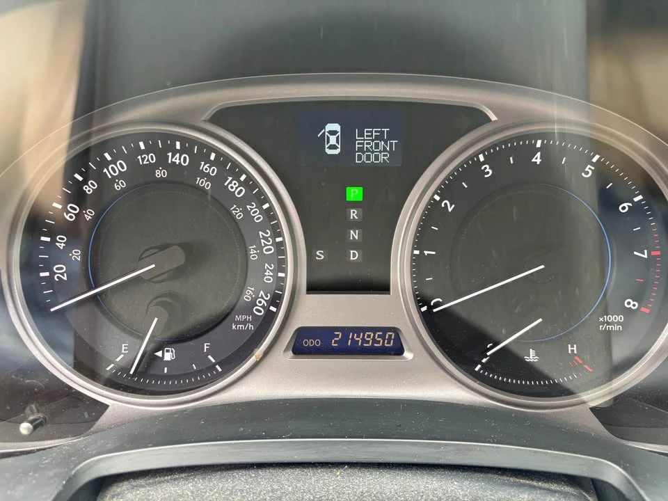 2008 Lexus IS 2nd Gen - Image 11 of 19