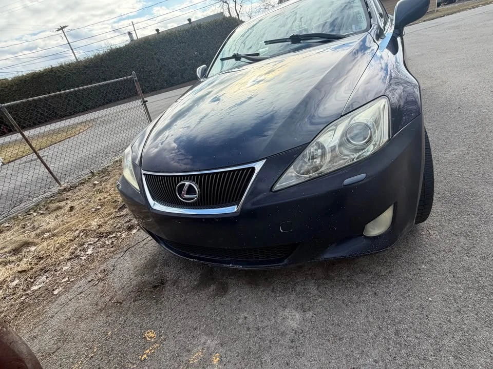 2008 Lexus IS 2nd Gen - Image 2 of 9
