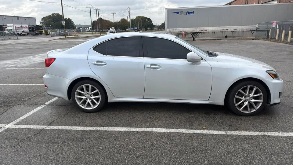2008 Lexus IS 2nd Gen - Image 4 of 9