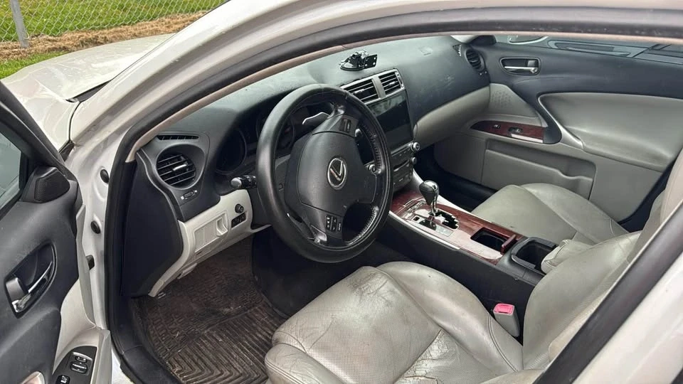 2008 Lexus IS 2nd Gen - Image 8 of 9