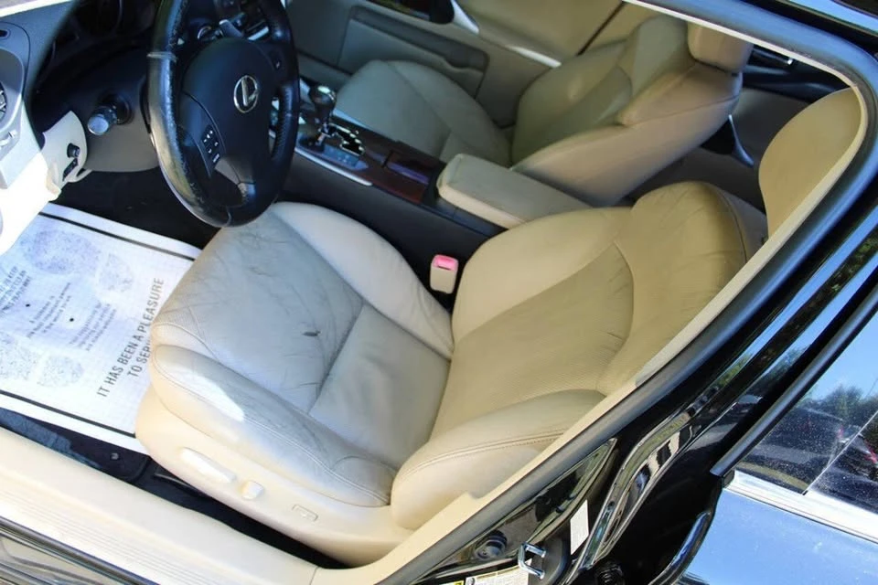 2008 Lexus IS 2nd Gen - Image 17 of 20