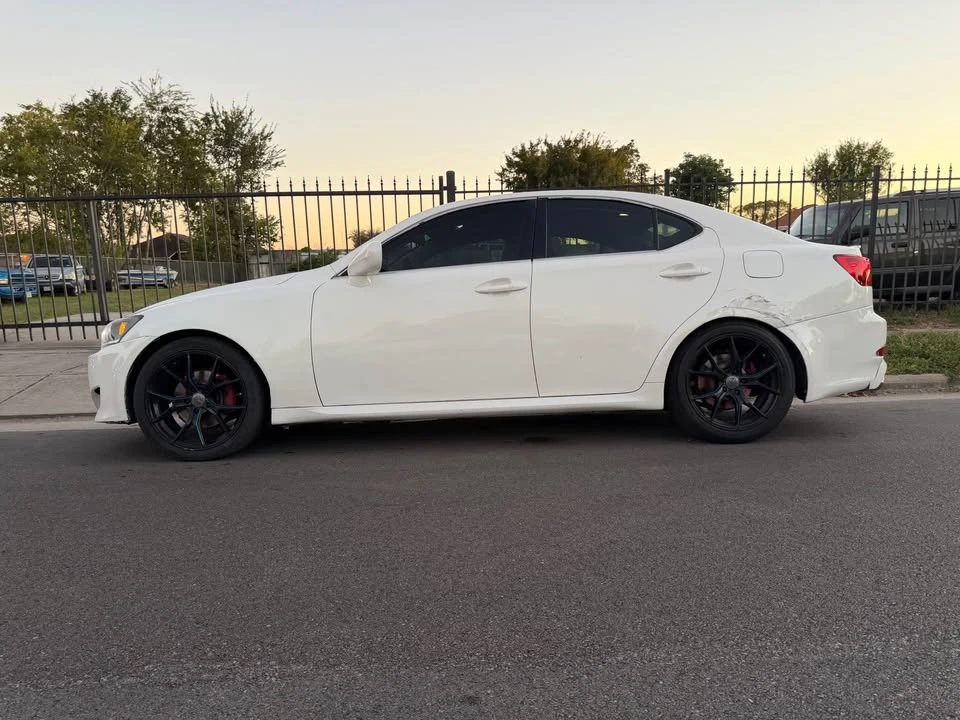 2008 Lexus IS 2nd Gen - Image 6 of 9